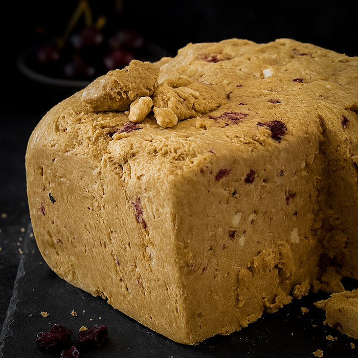 Халва zemesriekstu ar ķiršiem 