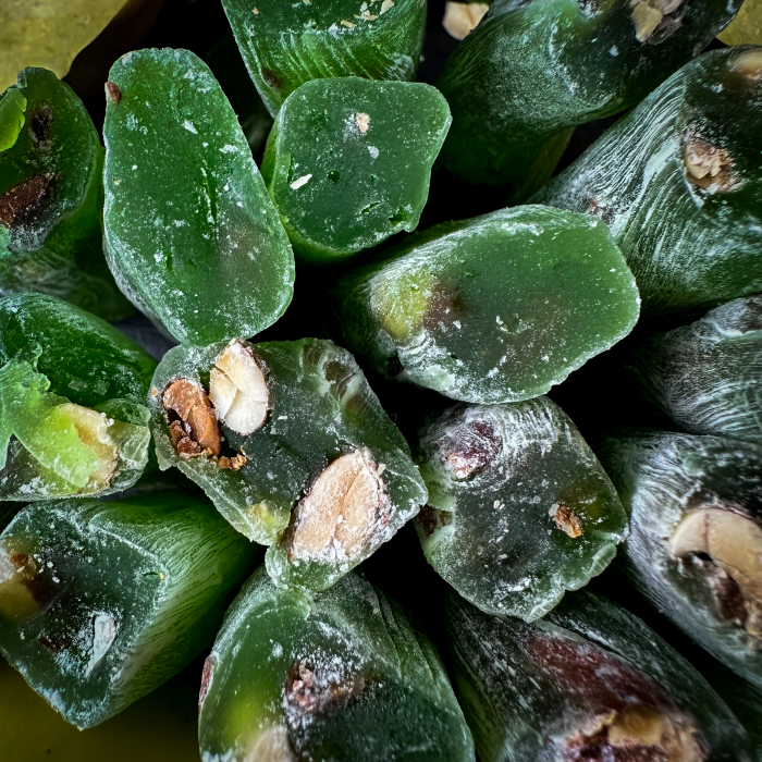 Ābolu pirkstiņi ar aprikožu kauliņiem