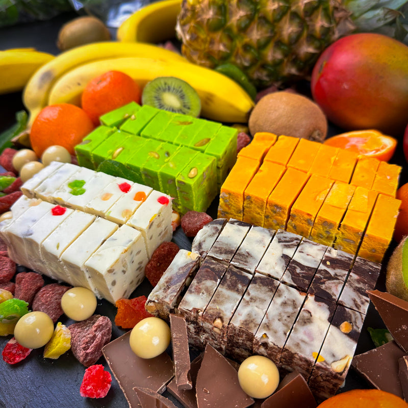 Augļu, marmora, saldējuma un pistāciju halva MIX