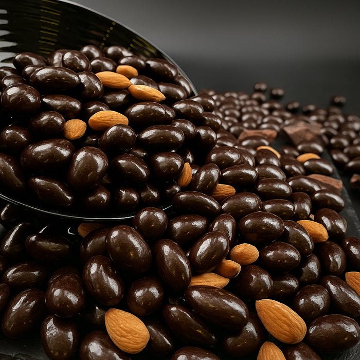 Dražejas ar mandelēm piena beļģu šokolādē