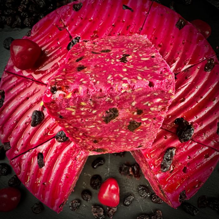 Samarkandas halva ar upenēm un dzērvenēm