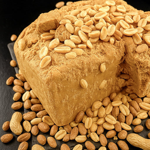 Halva - zemesriekstu ar zemesriekstu pildījumu