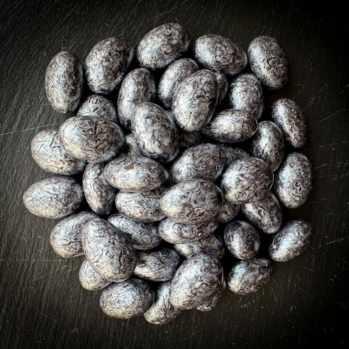 Sudraba mandeles piena šokolādē