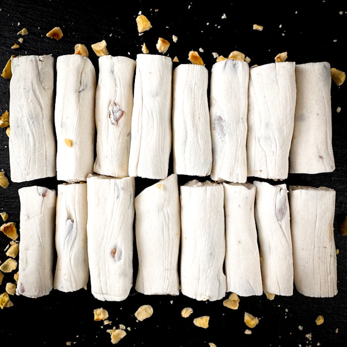 Piena pirkstiņi ar aprikožu kauliņiem