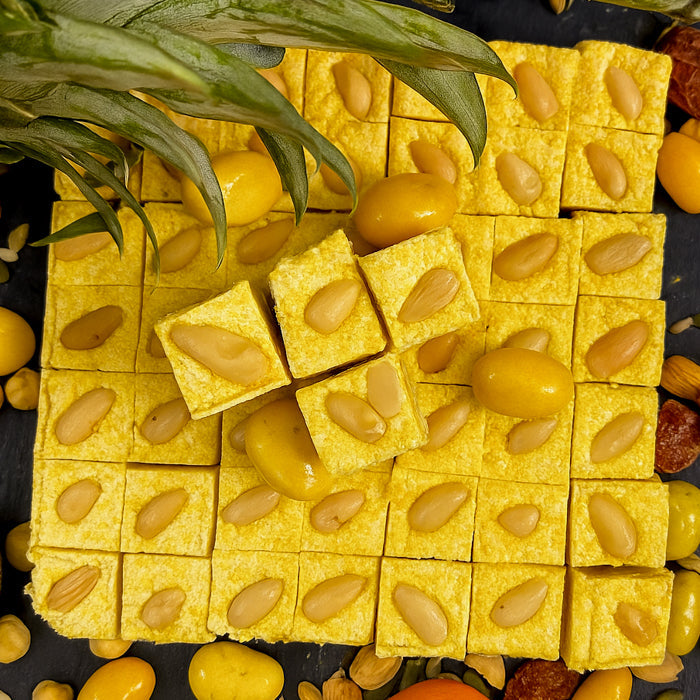 Samarkandas halva - ananāsu Rafaello