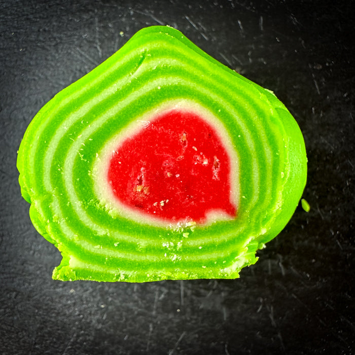 Samarkandas halvas rullīši ar aveņu-piparmētru garšu un valriekstiem